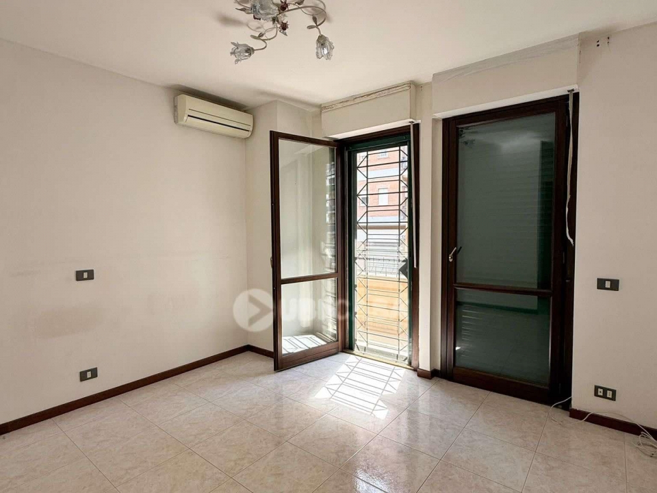 1c43ec49 e5b2 434d 87df ee5b25856f4f