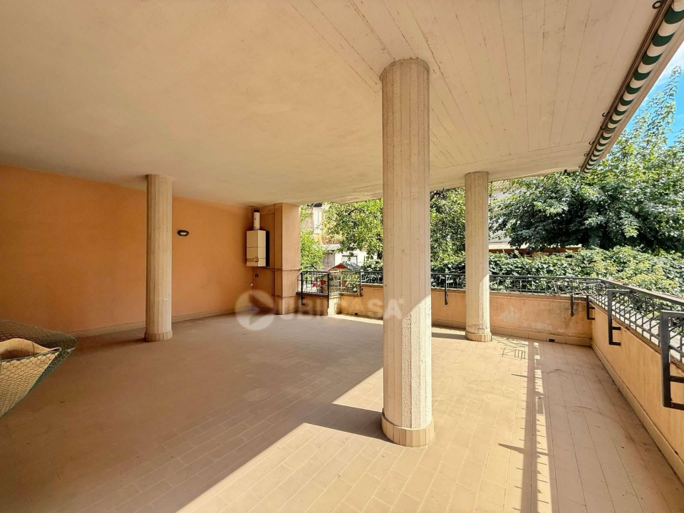 bad8f8a0 d276 452f 8839 59fda04f77a5