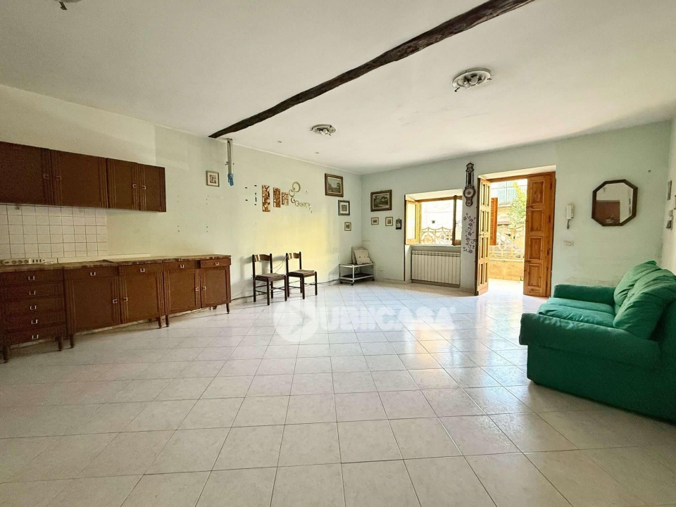 98cceedc 798a 4e09 92de 4a5cd48aca58