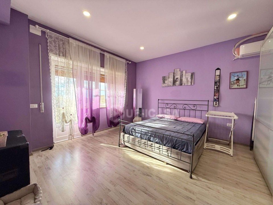 992d86d2 6fad 488c a5b2 de161d6fa4ec