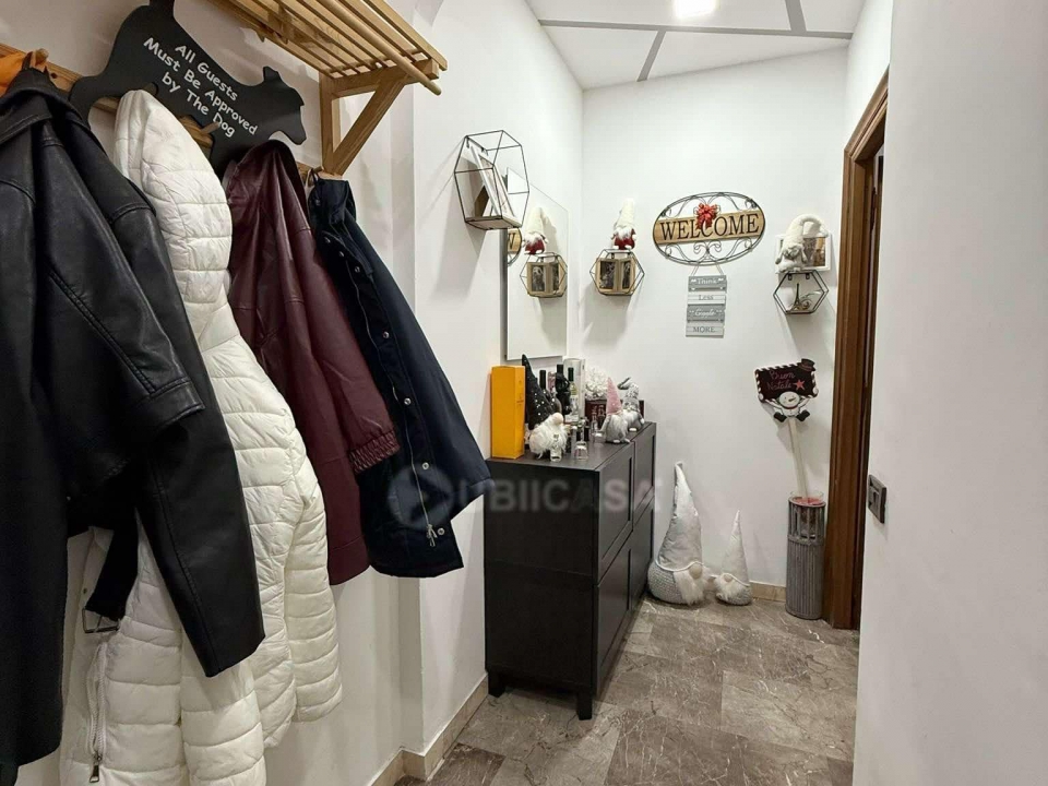 ced910cb 223c 4a40 953c 3e67528cb69e