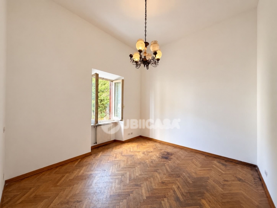 976e9f0b fa07 4304 b81e a6beb28e2099