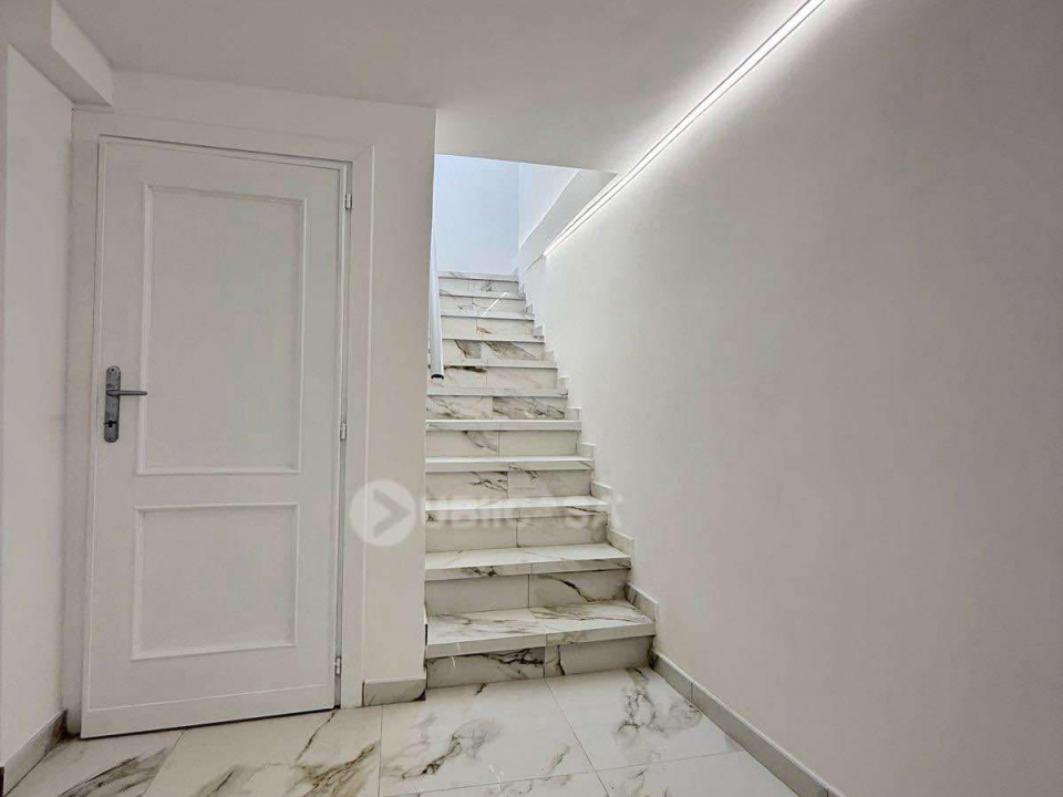 bca8715b c3e6 417f ab89 9785940a7e4d