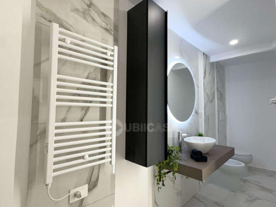 d7980f9a b45a 4382 857a 46a0cbb90a40