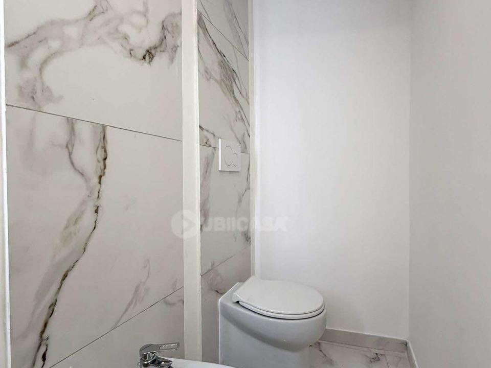 dd9ca4cc cd99 42d5 8793 f5d45e8d087c