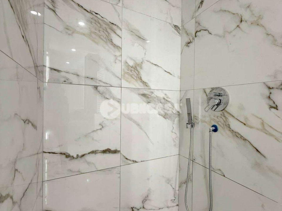 e1d1fef0 6bf1 4263 ae41 e0ac087970df