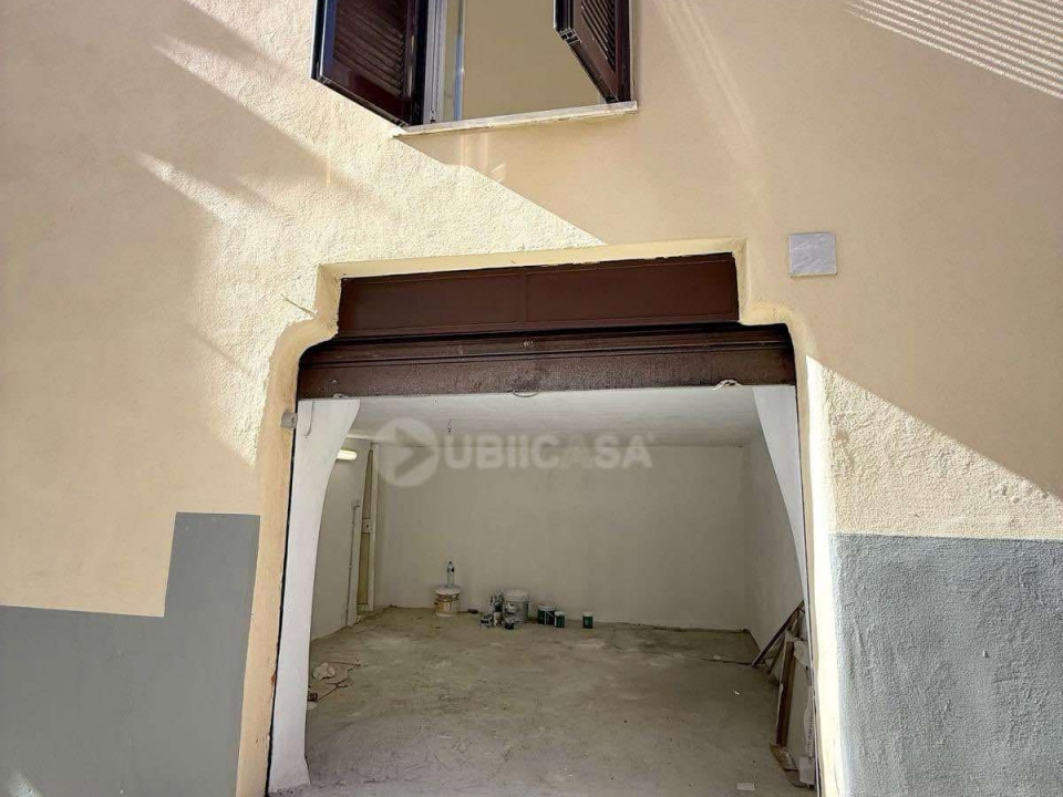 e3c6737c ac0b 40a0 8b4a 83d116f01672