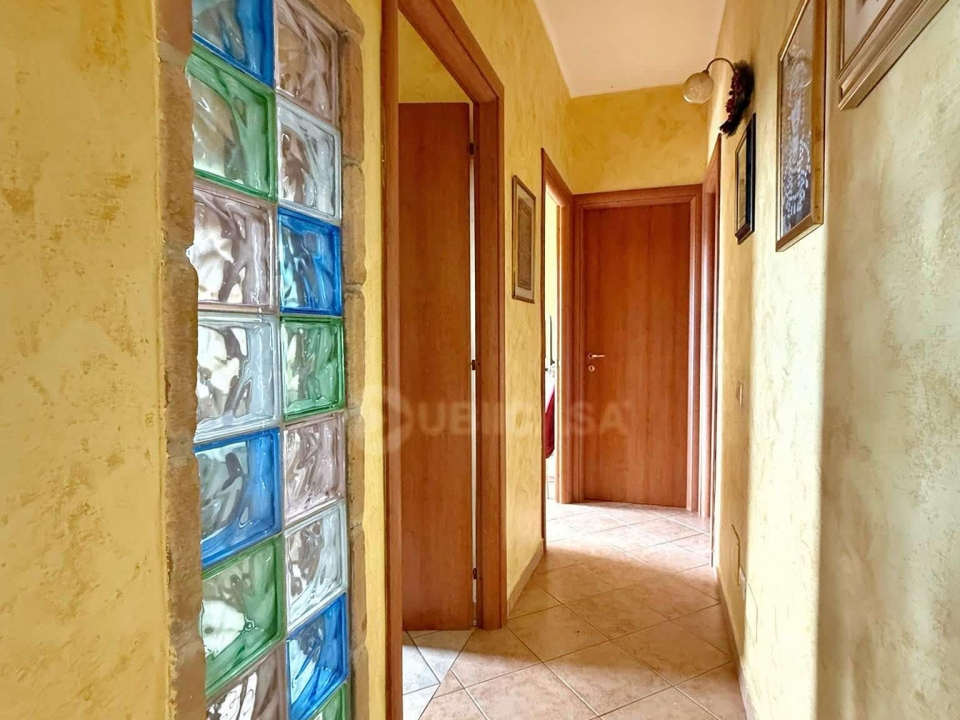 86c2615e e8c5 4e89 9dd5 524f7e3667fa